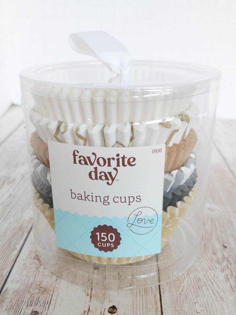 Favorite Day Baking Cups 150 Count Cupcake Wrappers Muffin Liners Party Snacks